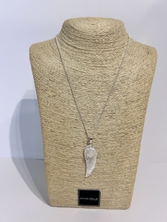 Collar Alas cuarzo blanco en internet