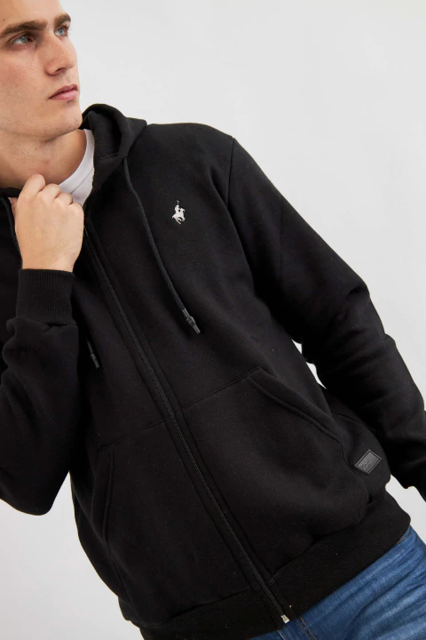 CAMPERA ROOT en internet