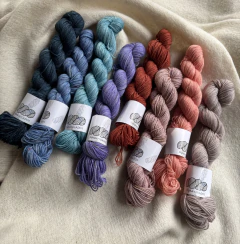 Combo 1 - KALeidoscope Chal Misterioso 2026 de Westknits
