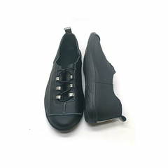Couro lumi preto e metalizado, sola reciclada com serragem. Ref.: 001.1616. SOB ENCOMENDA na internet
