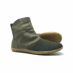 Eco, couro vintage titânio e taupe, sola reciclada com serragem. Ref.: PRN 201 na internet