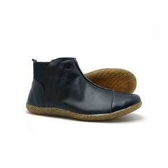 Bota Jeca Tatu, couro lumi preto, sola reciclada com serragem, ref. 001.825. SOB ENCOMENDA na internet