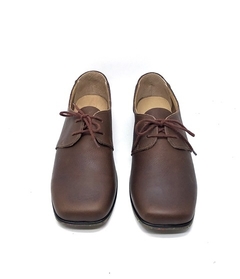 Mocassim, couro soft cacau, sola borrachas recicladas. Ref. 004.822 na internet