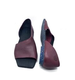 Classic, couro soft ameixa, sola borrachas recicladas. Ref. 014.502. SOB ENCOMENDA na internet