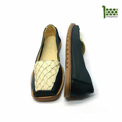 NEW Mocassim, couro pirarucu macadâmia e couro soft preto, sola TR natural. Ref. 017.1108. SOB ENCOMENDA na internet