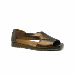Brilho, couro metalizado bronze. Solado anabela. Ref.: 022.903. SOB ENCOMENDA