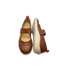 Couro soft linhaça. Sola expandida com fibra de coco/bambu. Ref. 033.1902. SOB ENCOMENDA - Ipadma