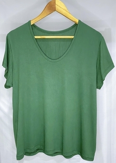 Kit com 5 Blusas em Viscolycra Gola V Lisa Modelagem Soltinha