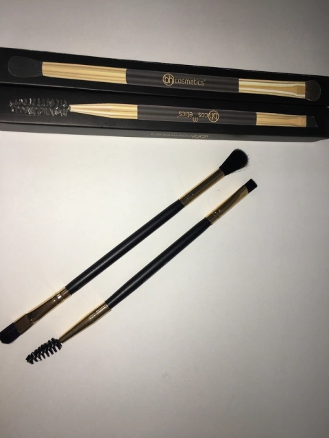 Set x 2 BH COSMETICS Art DF0247