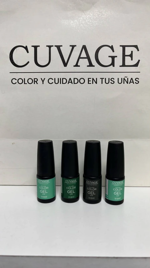 Cuvage Esmalte Semipermanente Gel 6ml - VERDES