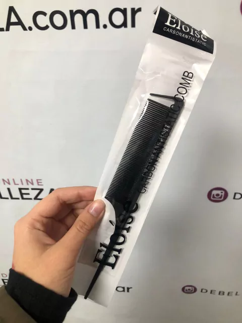 PEINE DE COLA , MANGO DE PLASTICO CON GANCHO