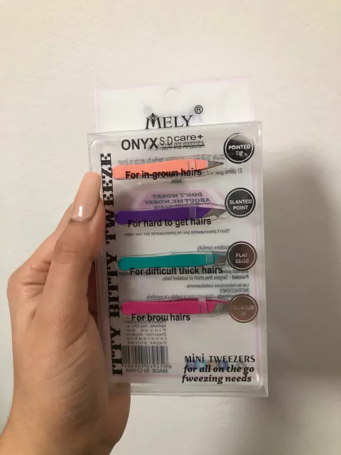 Pinza mini para perfilado de cejas