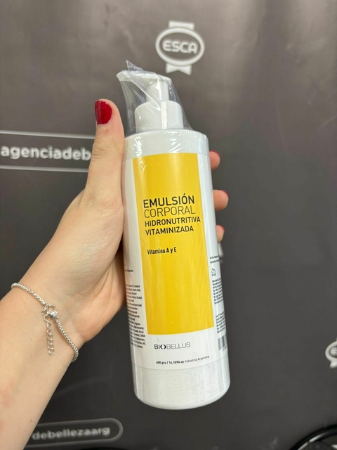 Emulsion Hidronutritiva Vitaminizada x500g - comprar online