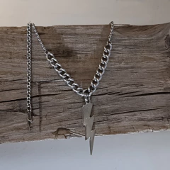 Collar Rayo - Ama o Muere