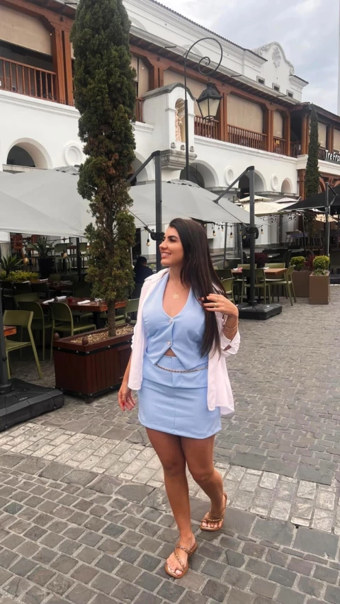 Barbara Barreto veste Triê - comprar online