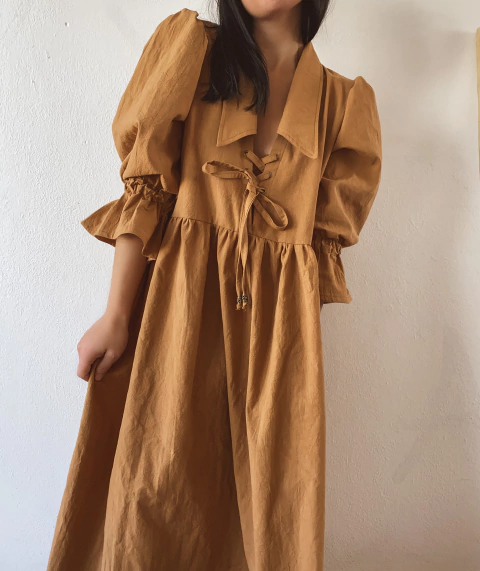 Vestido Penelope canela | Preventa | se despacha 10 sias habiles despues de tu compra