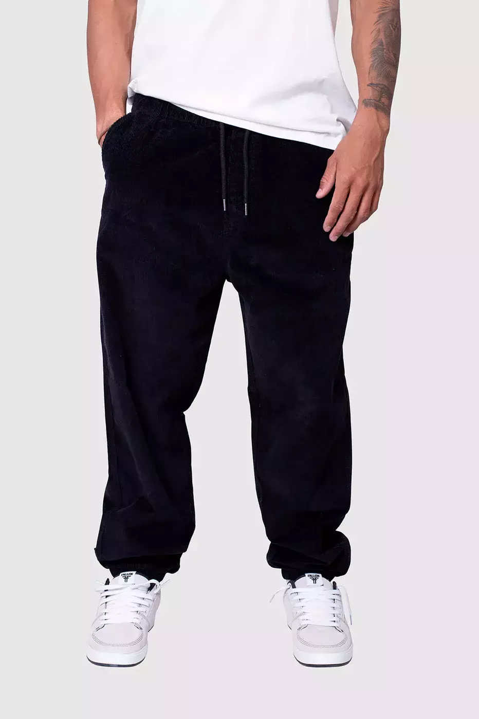 JOGGER ONEILL BASIC (9004)