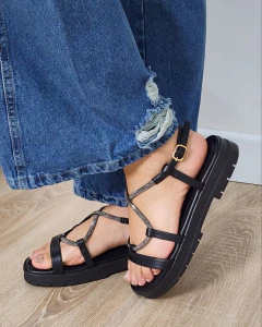 SANDALIAS 8456 NEGRO en internet