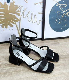 SANDALIAS 040 NEGRO en internet