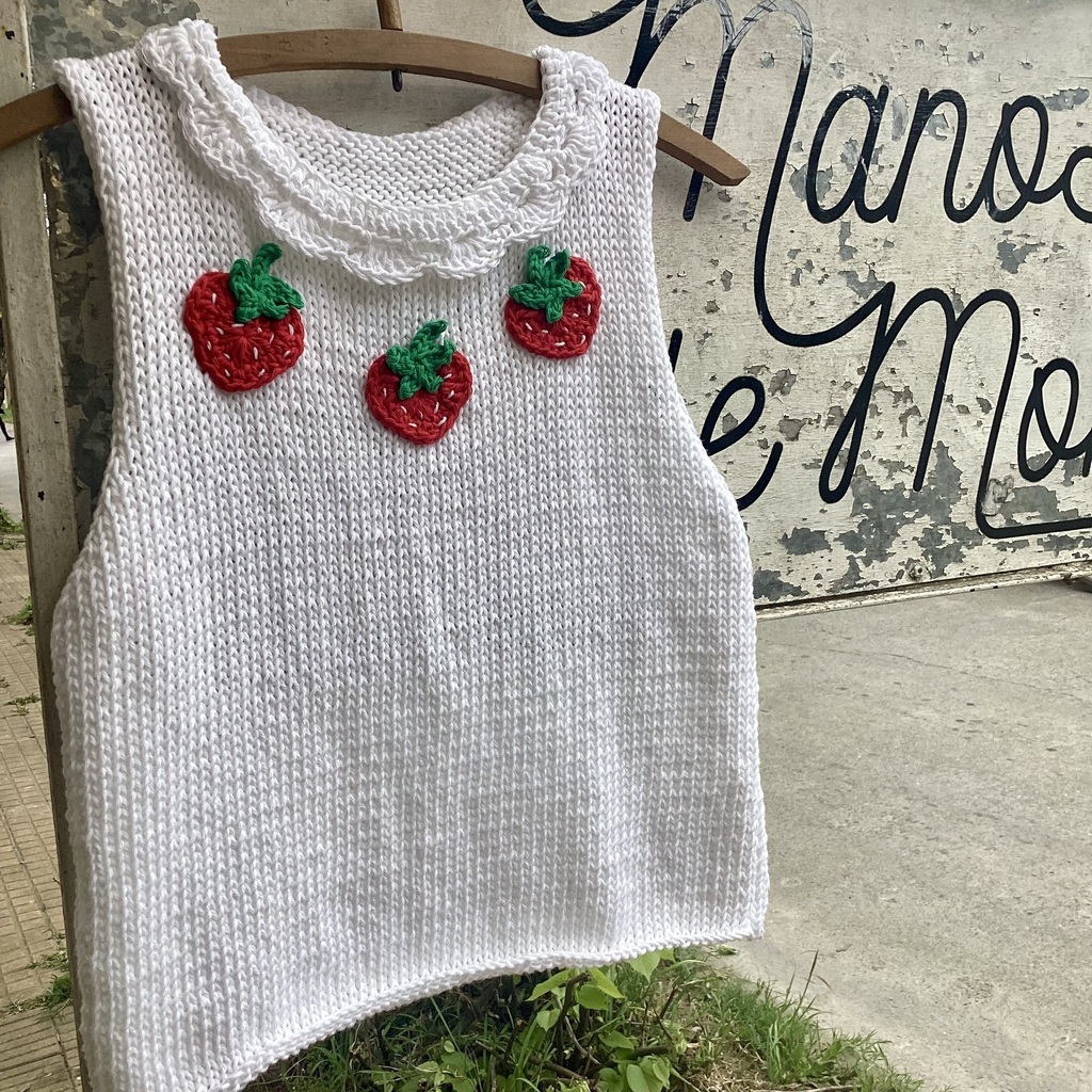 Remera frutillas (a pedido