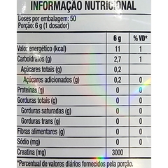 Tabela nutricional do suplemento de creatina em pó sabor limão Black Skull, mostrando informações detalhadas por porção.