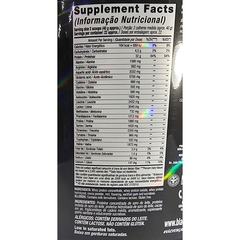 Informações nutricionais do Whey em Pó Concentrado, Isolado e Hidrolisado sabor Cookies & Cream da Black Skull, 900g.