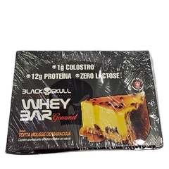 Kit 12 Whey Bar Barra de Proteínas Gourmet Sabor Torta de Mousse de Maracujá Black Skull 45g