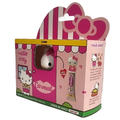 Embalagem do Hidratante Labial Com Cor Torta de Maçã Carmed com a personagem Hello Kitty, destacando o produto e seu design colorido.