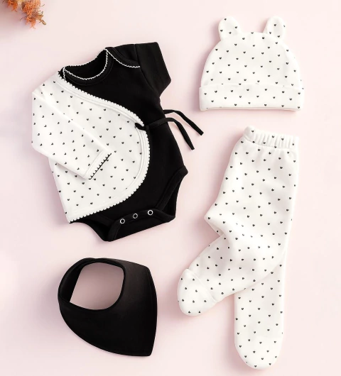 Conjunto Amorcito- bodie MANGA CORTA - bandana - comprar online