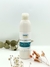 Botella de leche limpiadora facial de la marca Sweet Spa, ideal para limpiar y desmaquillar la piel.