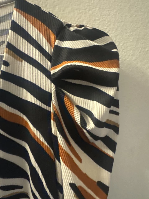 Imagen de Remera Cebra espejo M/L