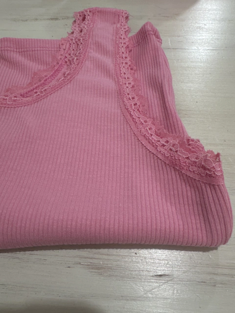 Musculosas corta morley puntilla en internet