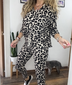 Jogger lanilla leopardo - comprar online