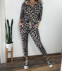 Imagen de Jogger lanilla leopardo
