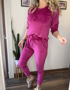 Conjunto plush L❤️VE en internet