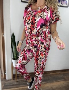 Imagen de Remera Sublimada Lucia manga corta