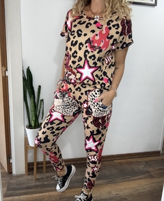Remera Sublimada Lucia manga corta - ANIMAL PINK