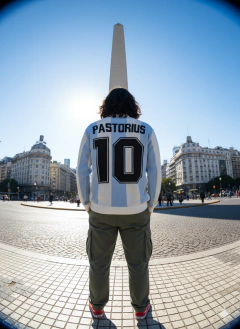 Sweater Hincha 01 en internet