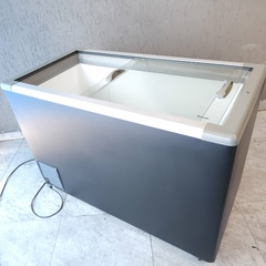 Freezer Horizontal Fricon 411L Porta de Vidro Semi Novo (Estudo Troca)