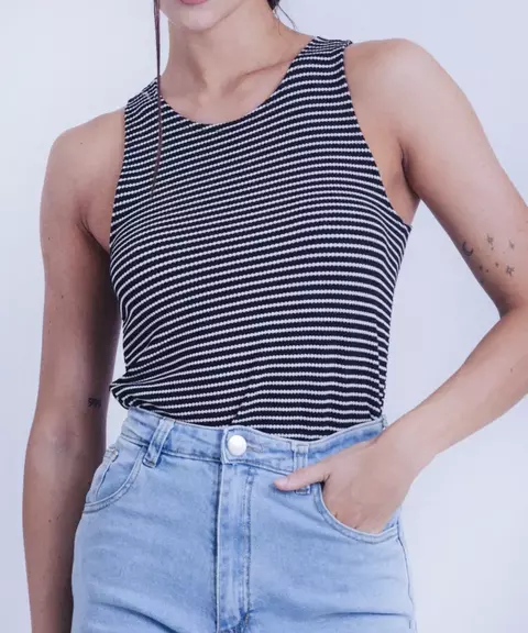 TOP MECHI NEGRO