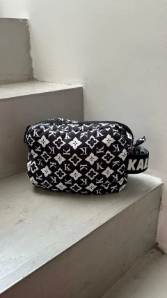 Necesare Black - comprar online