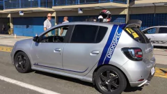 Modelo Coluna e Combos - Adesivo Lateral Sandero R.S. - OrdoSpec Motorsport