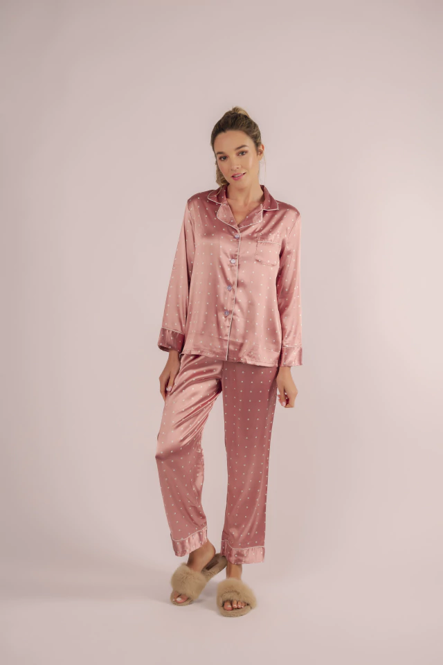 PIJAMA MAYA ROSA EMPOLVADO CON LUNARES