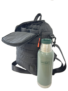 Matera Puffer Porta Notebook Negra - tienda online