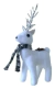 Ciervo blanco con bufanda