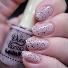 SM Strawberry Milk - By Dany Vianna Esmaltes Artesanais