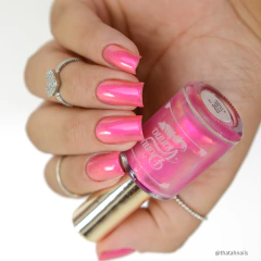 Pink is For... na internet