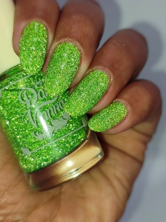 GREEN APPLE - By Dany Vianna Esmaltes Artesanais