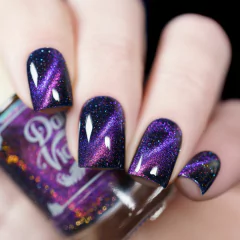 Hotter Than Hot na internet