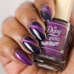 Hotter Than Hot - By Dany Vianna Esmaltes Artesanais